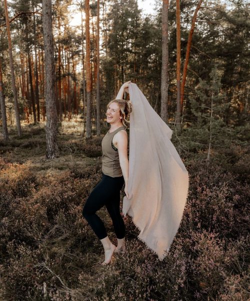 Laura_Yoga_Content_01570