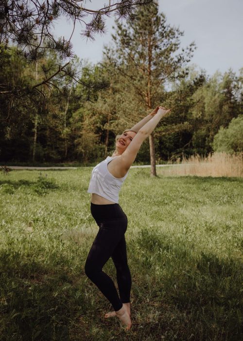 Yoga-Laura-002-9933 Yoga-Laura-002-9933